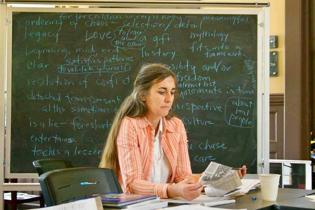 Ray has written six books, including her first book, Ecology of a Cracker Childhood, a memoir that rocketed her onto the literary scene.