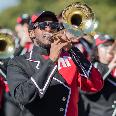 GOMB students perform during homecoming