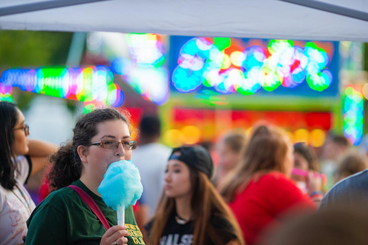 Monocle Madness: Govs celebrate the new school year New and returning Govs enjoyed food, games and rides in a carnival atmosphere at Monocle Madness on Aug. 24, 2019. Monocle Madness celebrates Austin Peay's unique community.