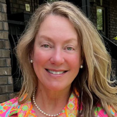 Michelle Smith Headshot