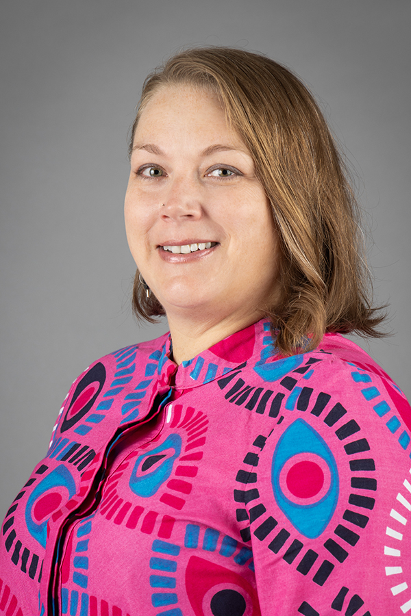 Tamara Smithers Headshot