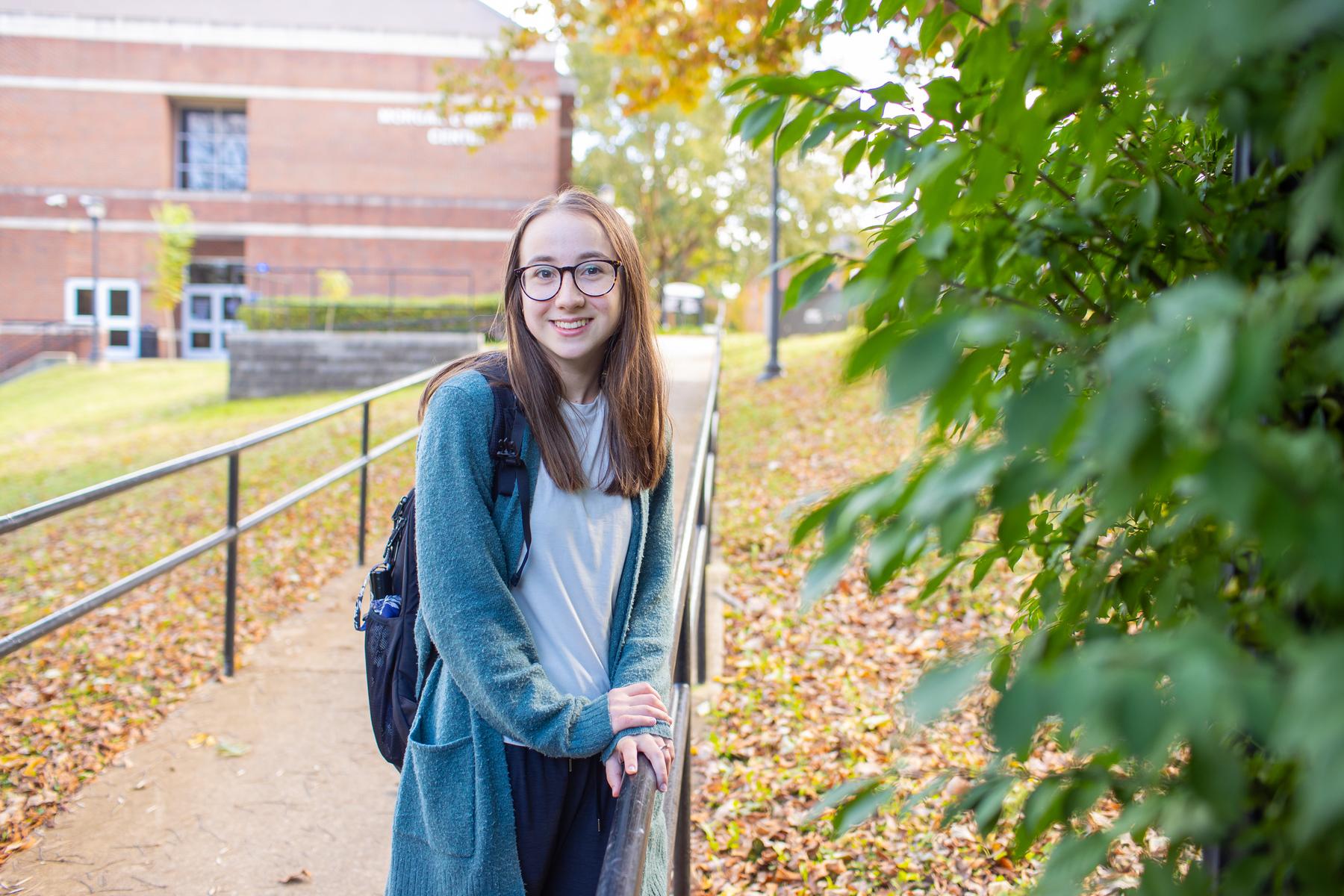 Student Spotlight: Austin Peay student explores the chemistry in her artwork