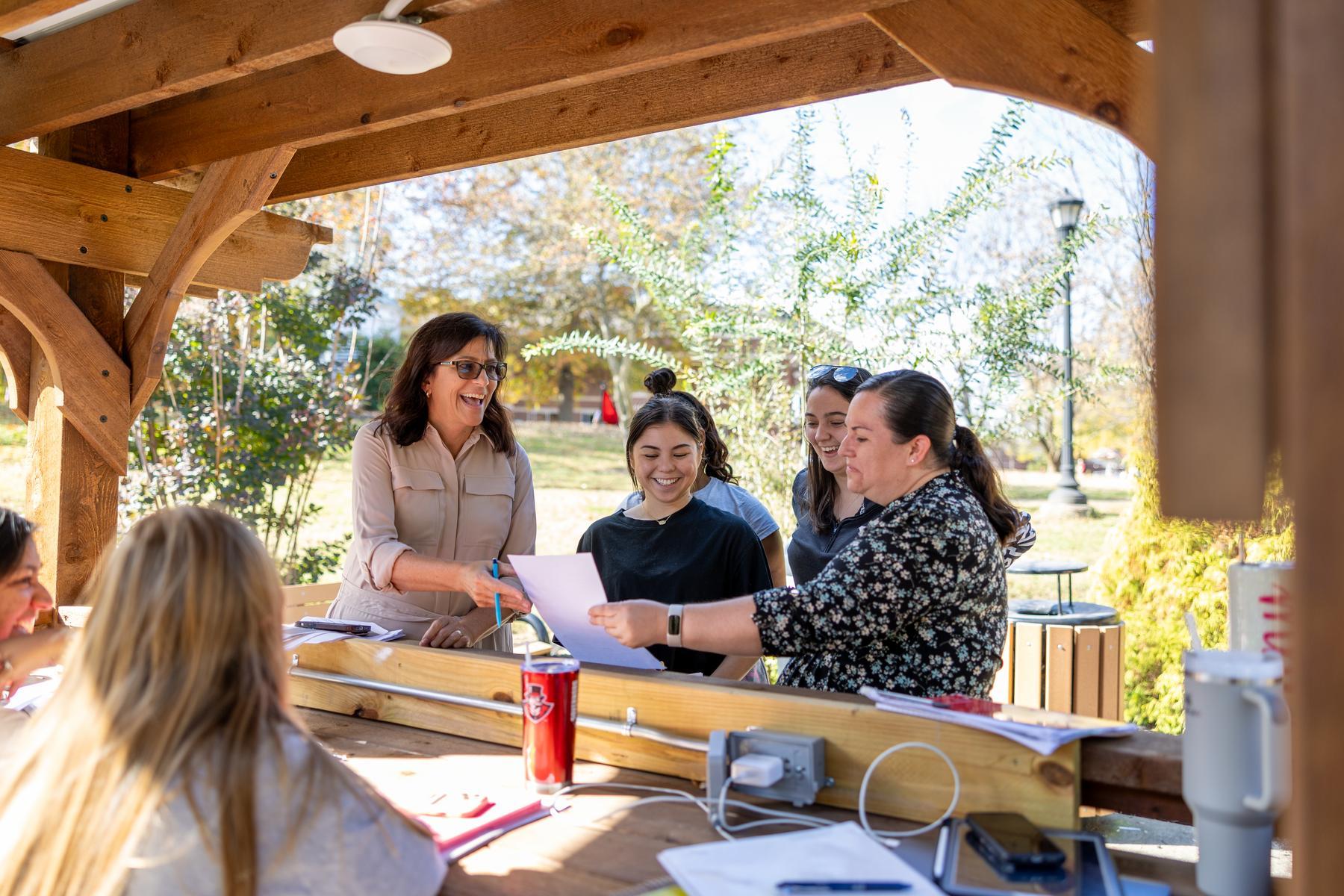 20231108-campus-candids-2954