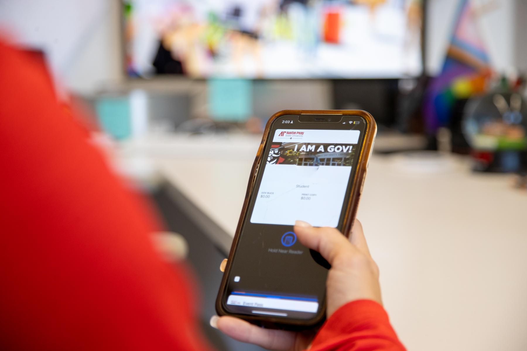 Austin Peay State University is putting convenience at students’ fingertips with the introduction of the Govs Mobile ID, a digital solution that will replace physical ID cards starting in the Fall 2024 semester. 