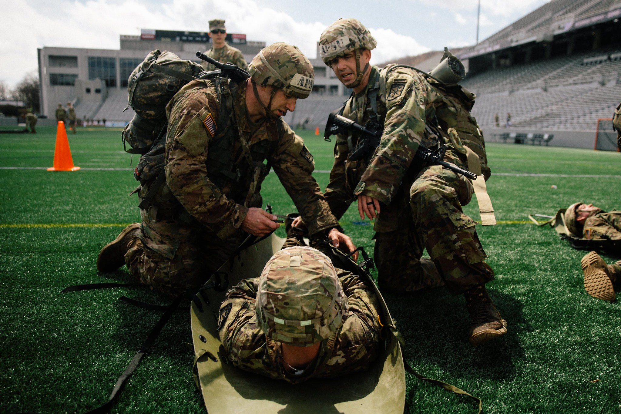 ArmyPic_2: Cadets Walt Higbee and Steven Price prepare during the last event at the Sandhurst competition April 13-14 at West Point, New York.