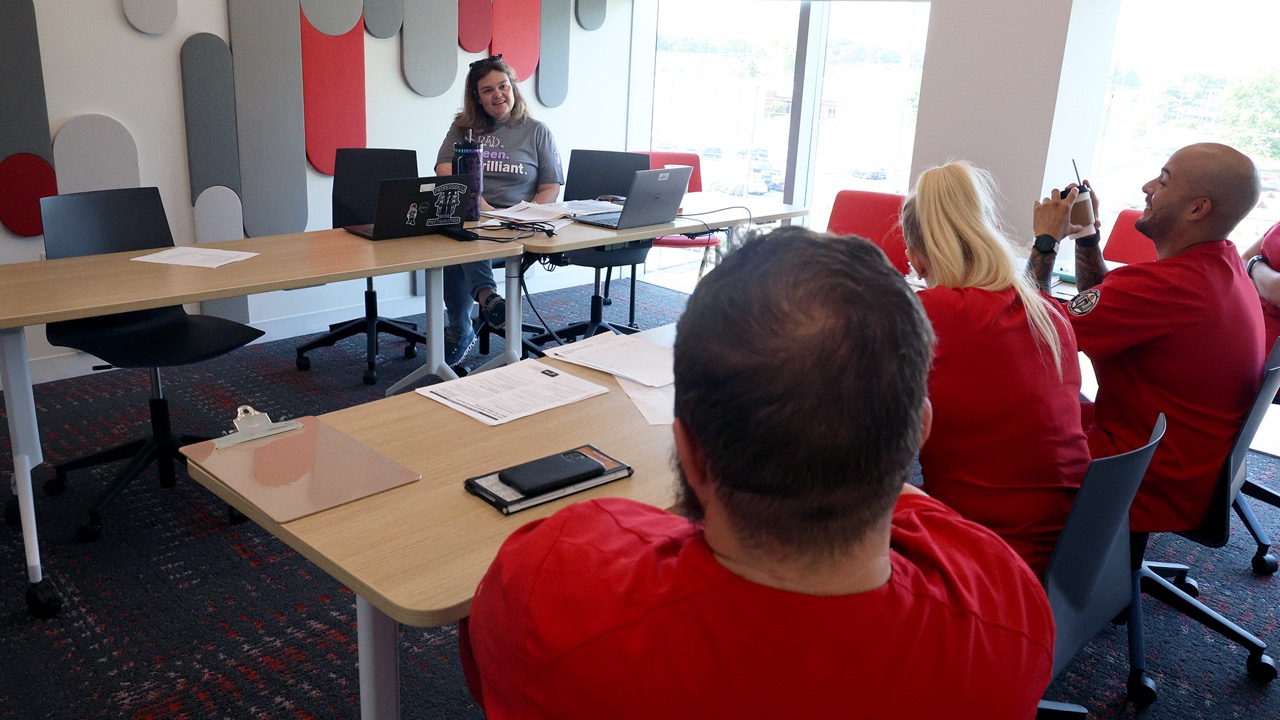 Dr. Jennifer Thompson