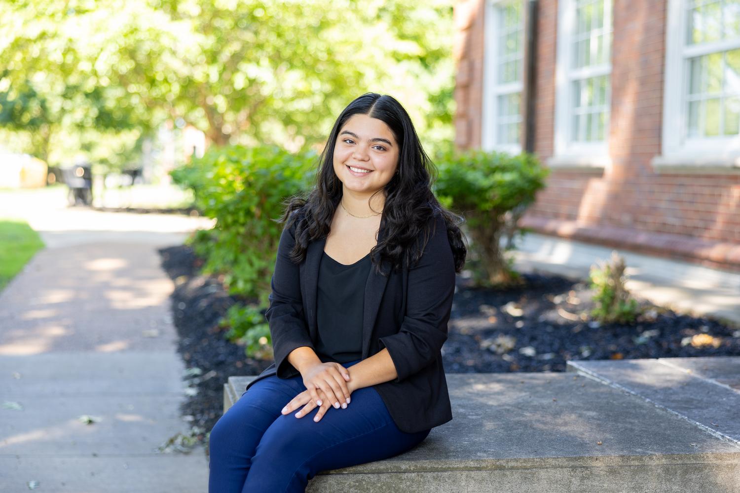 APSU finance student Lesly Moreno pursues banking career despite challenges