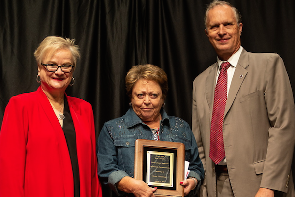 Dr. Doris Davenport, professor of nursing, receives the Distinguished Professor Award