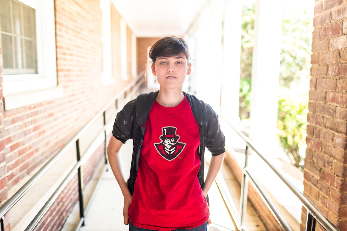 Austin Peay junior Jane Seage is heading to Transylvania this summer. The physics and classics double-major will conduct a multifaceted and large research project using ground-penetrating radar at an ancient Roman villa in Romania.